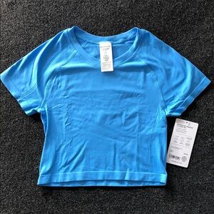 Athleta Momentum Crop Top - XS